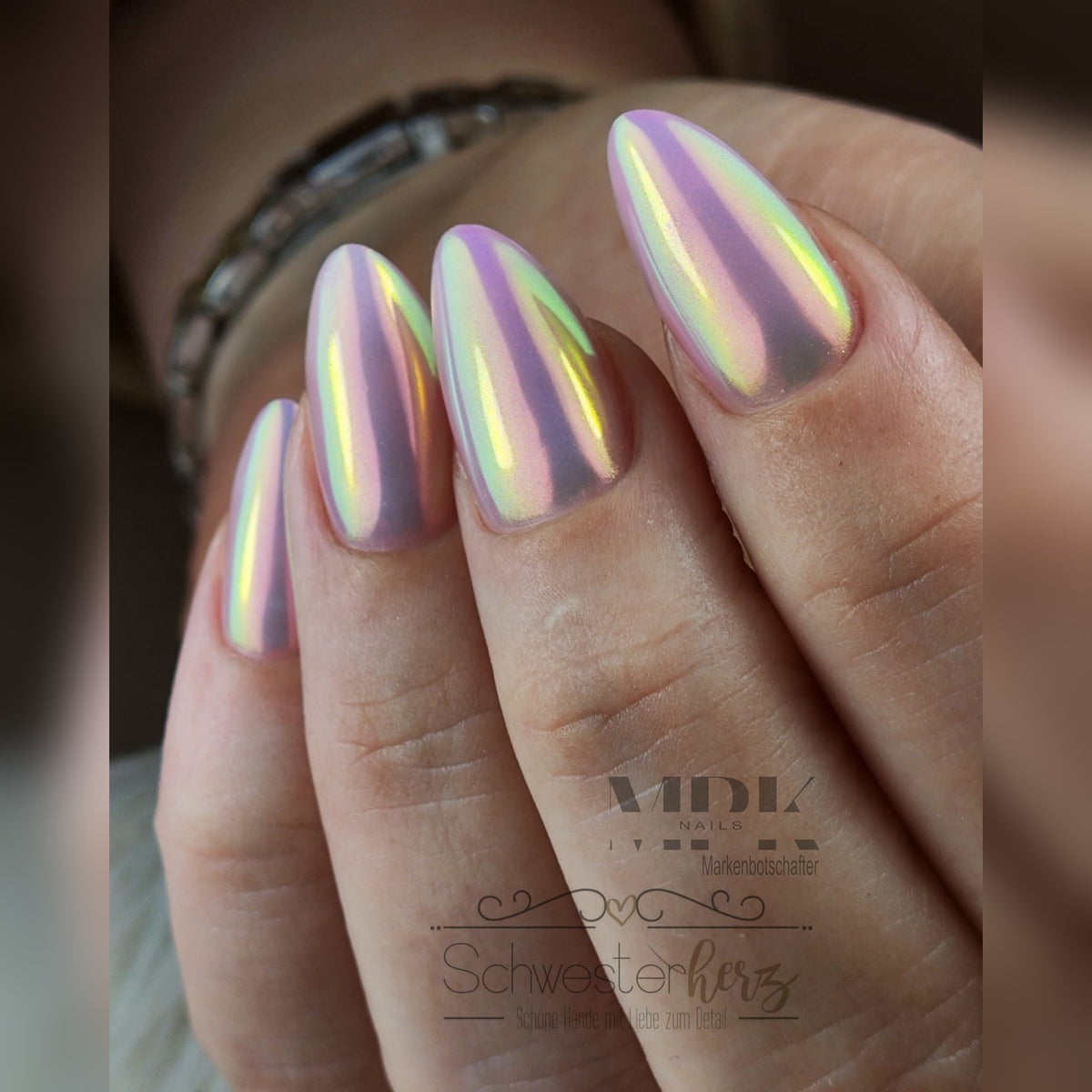 Aurora Puder