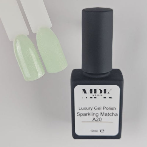 Bild 1 in Galerieansicht laden. Luxury UV Nagellack A20 Sparkling Matcha