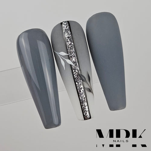 Bild 1 in Galerieansicht laden. Luxury Gel Polish 44 Dark Grey