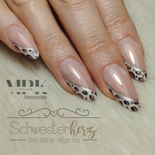 Bild 1 in Galerieansicht laden. Deluxe UV Painting Gel 5ml B868 Dark Nude