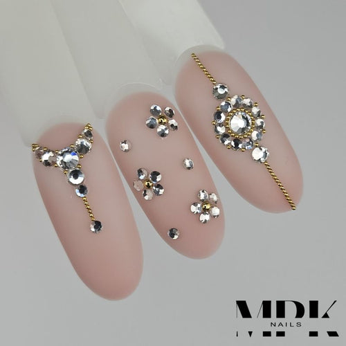 Bild 1 in Galerieansicht laden. 1400x Luminous Stars Strass Magnifico 2,0mm + Schale