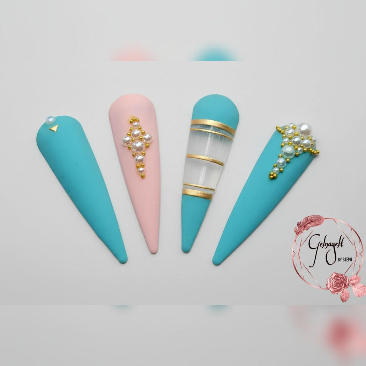 Nailart Zierstreifen  gold